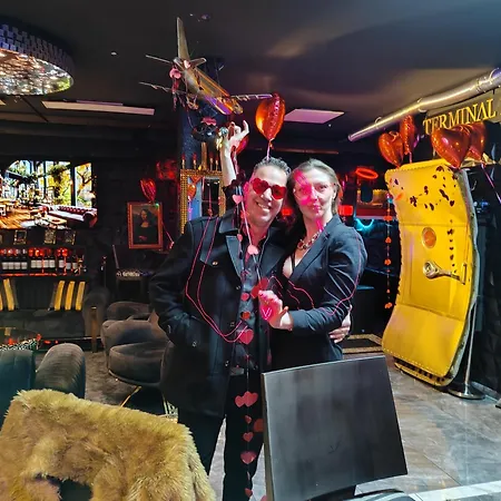 Terminal 1 Pensionat *